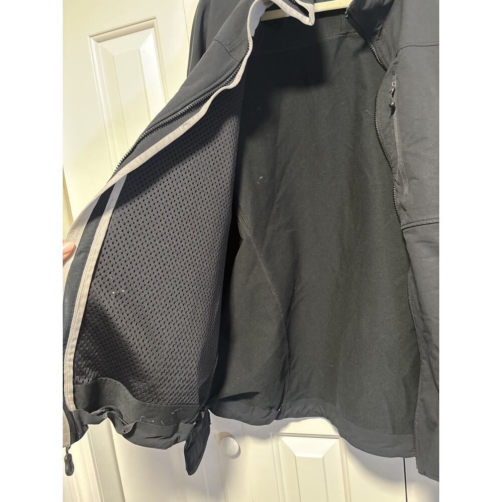 Patagonia Men's XXL Black Softshell Jacket - Picture 5 of 10